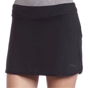 ASICS Black “Abby” Athletic Skort with two pockets